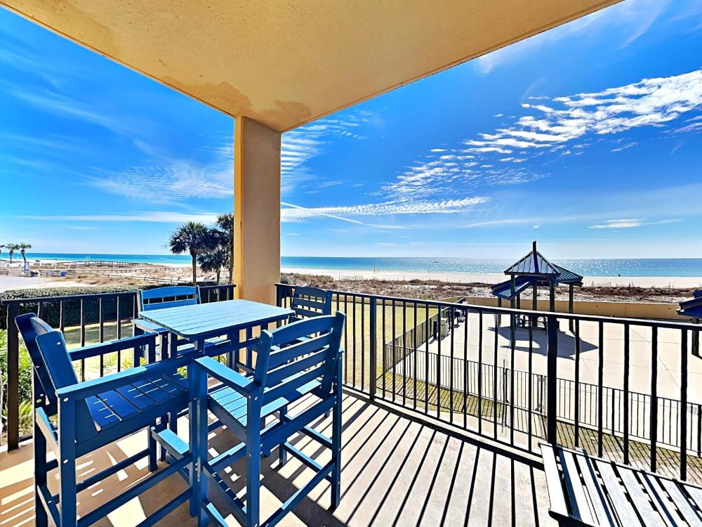 Two-Bedroom Apartment with Ocean View interior